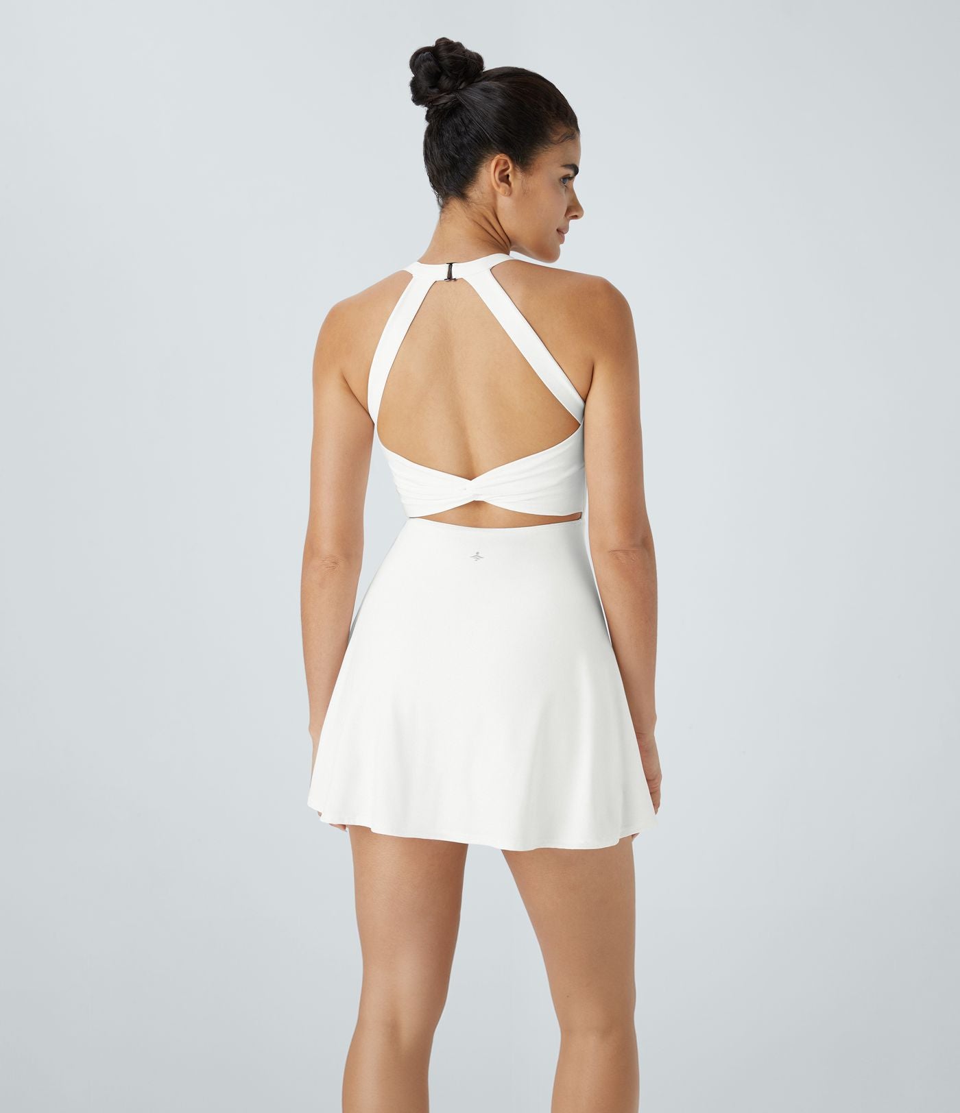 Robe de sport dos nu torsadée A-C