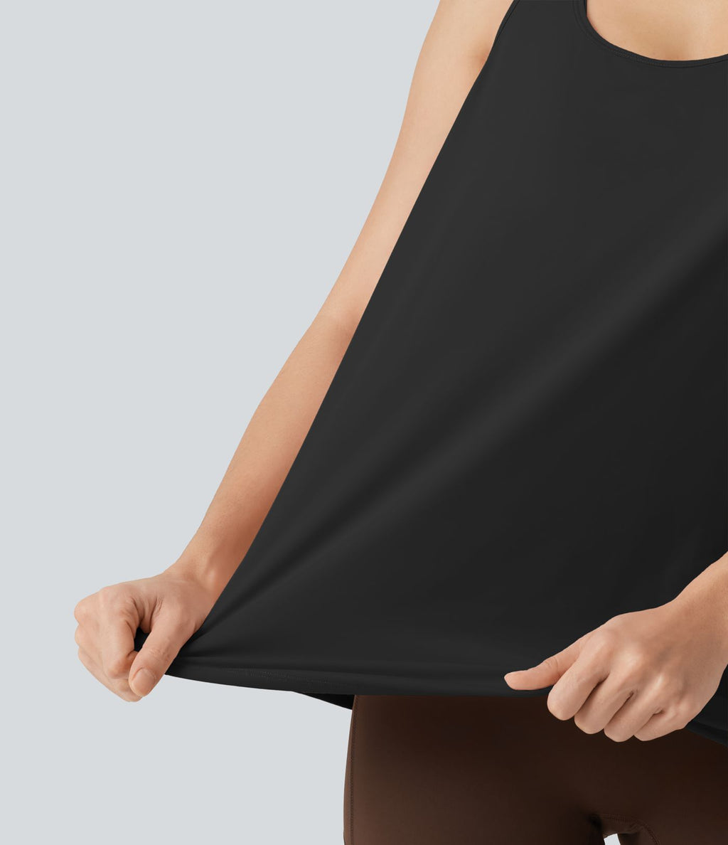 Débardeur effet frais InstantCool à encolure en U avec dos nageur, coussinets amovibles et protection solaire UPF50+