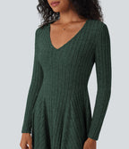 Robe décontractée mini évasée maille côtelée col V manches longues
