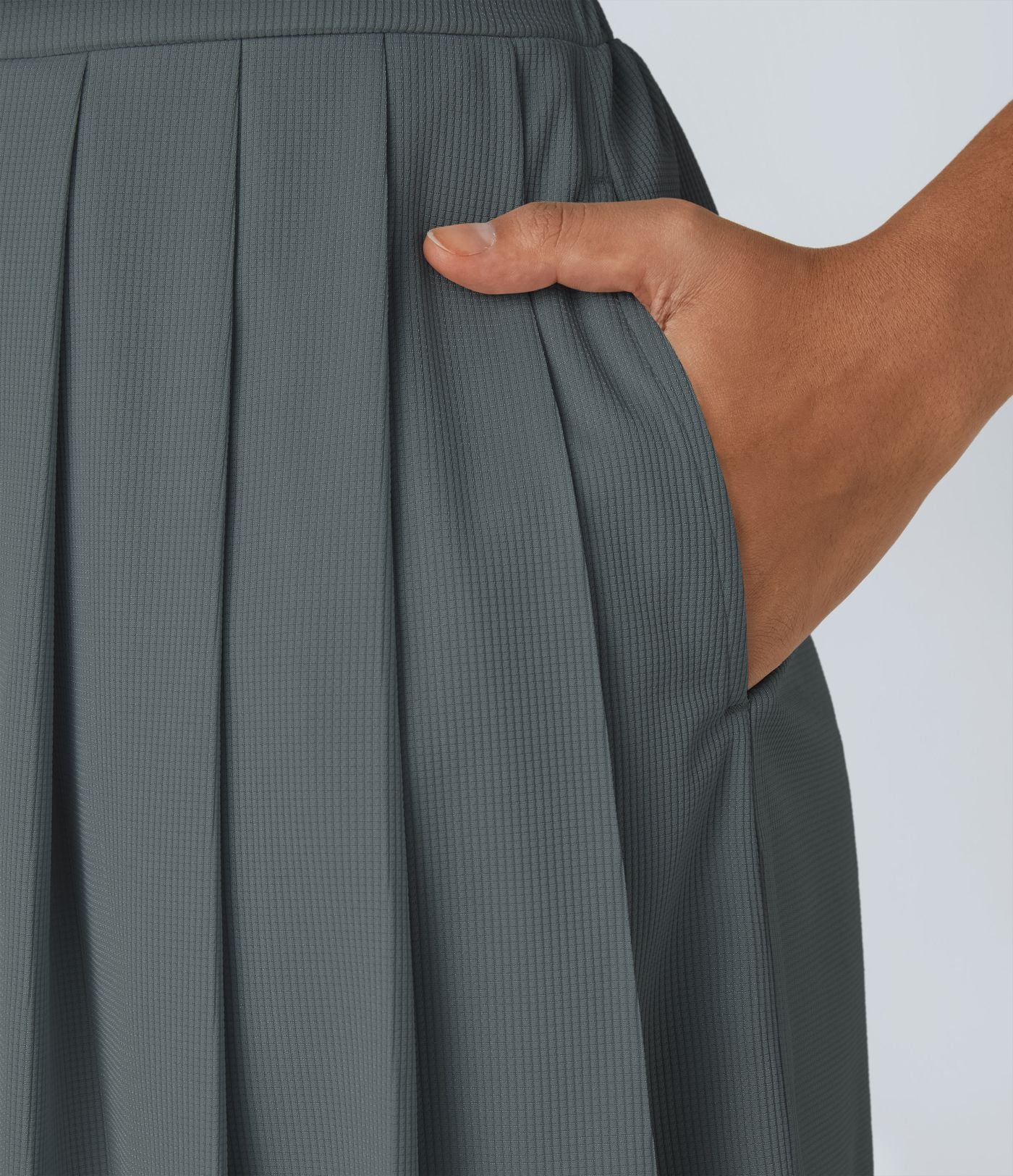 Combishort Fluide Col en V Plissée Manches Courtes Poche Latérale Gaufrée