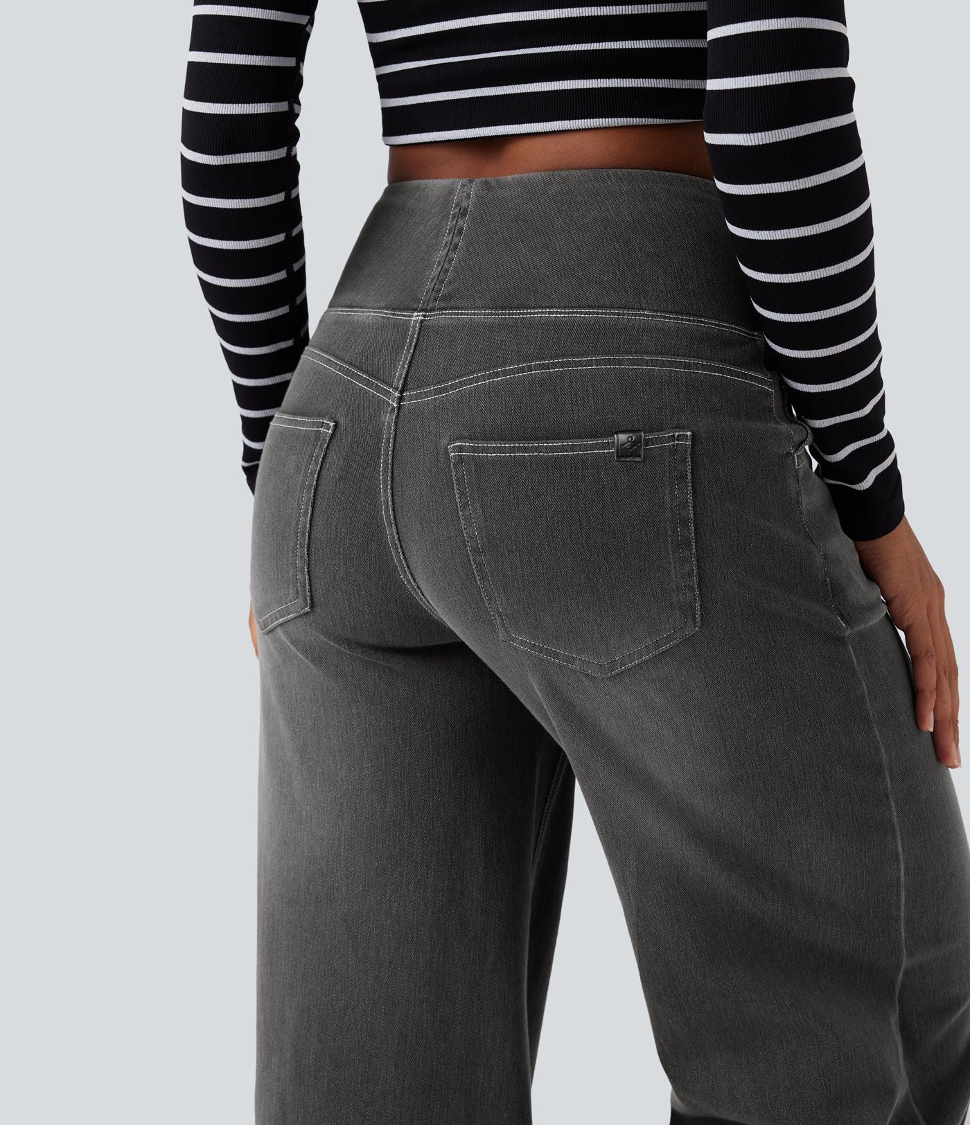 Jean décontracté ample gainant taille mi-haute avec poches Halara Flex™