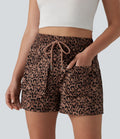 Short cargo ample taille haute imprimé léopard avec cordon de serrage et poches