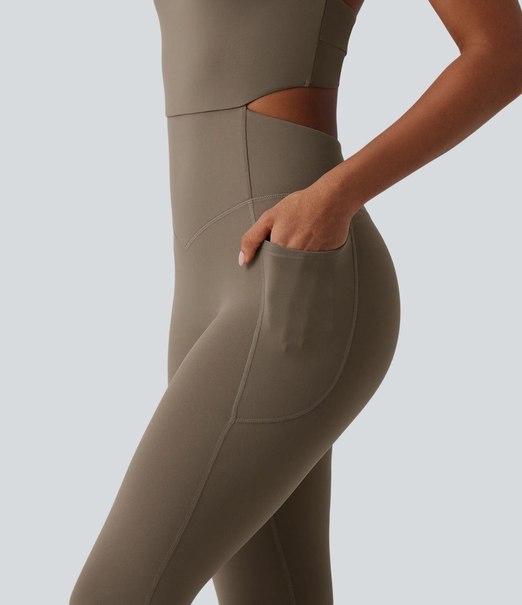 Combinaison bootcut d'entraînement gainante Halara UltraSculpt™ avec poches - Édition Easy Peasy