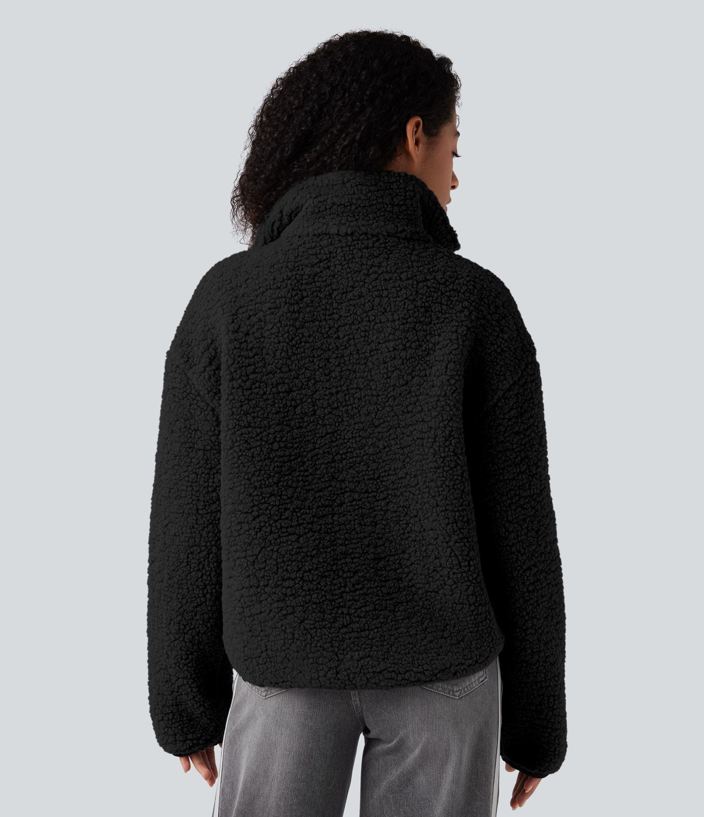Veste sherpa col roulé manches longues avec poches