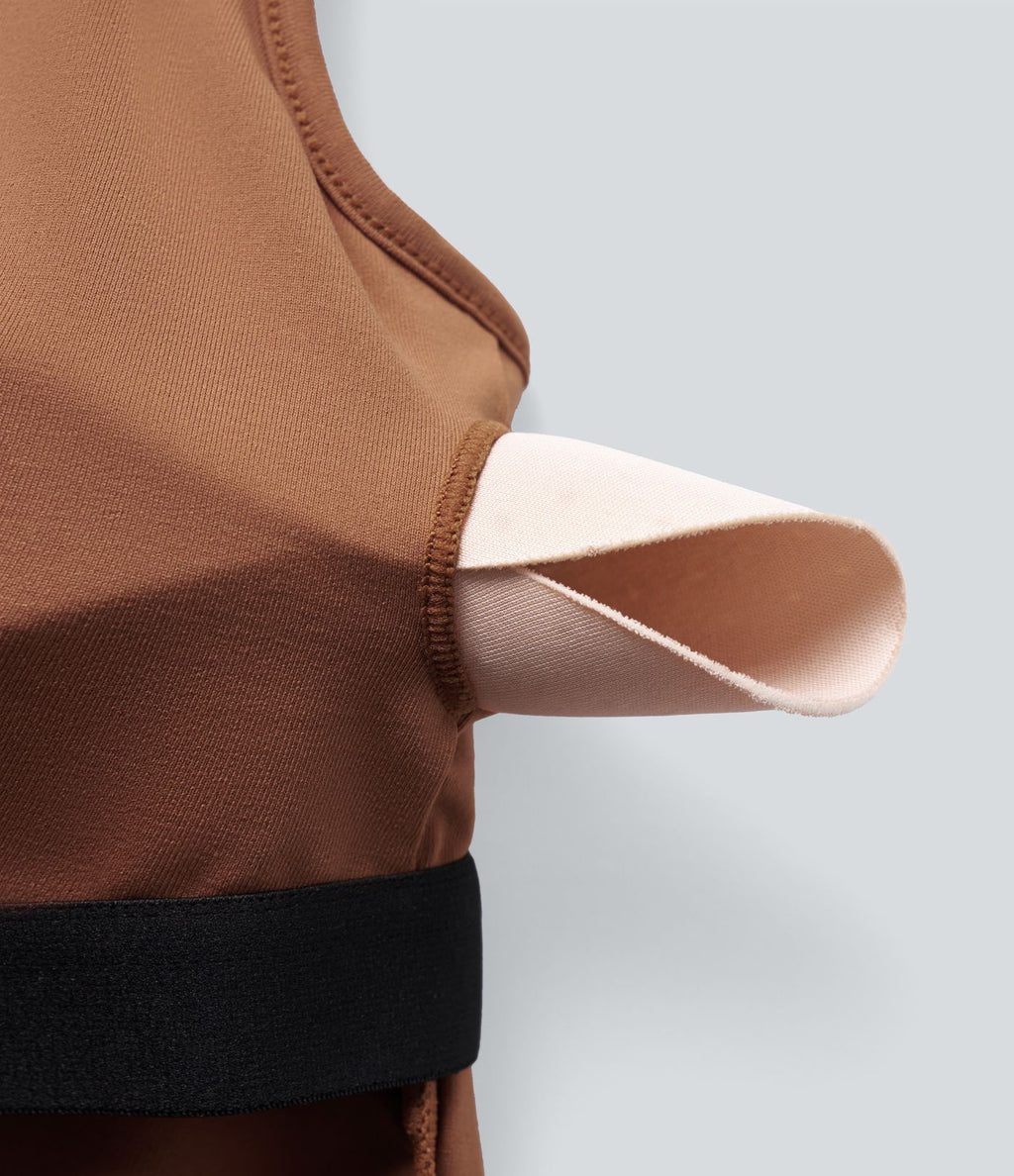 Robe décontractée mini moulante avec dos nu