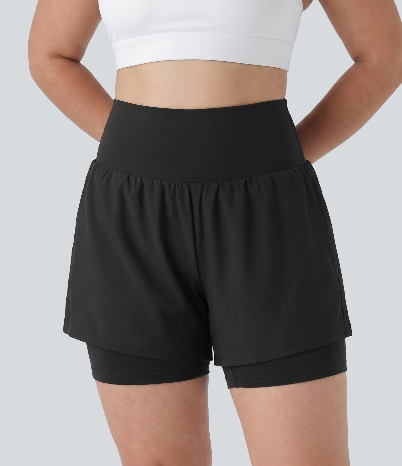 Short de yoga 2-en-1 grande taille à taille très haute en SoftlyZero™ Airy à effet frais InstantCool 17,5 cm avec poches