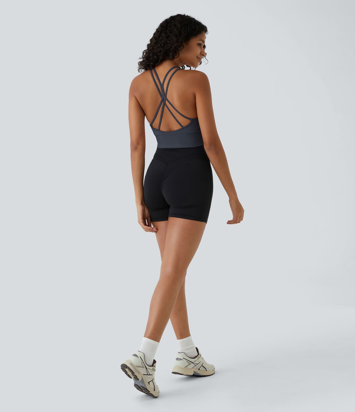 Brassière de sport maintien léger bretelles froncées doubles bonnets A-D OneForm Seamless Flow