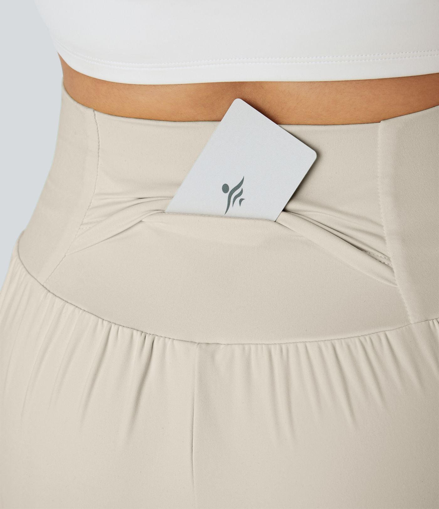 Short yoga 2-en-1 SoftlyZero™ Airy effet frais InstantCool taille très haute 12,5 cm avec poches, longueur allongée