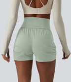 Short de yoga SoftlyZero™ Airy taille haute froncé effet frais InstantCool 7,5 cm avec poches