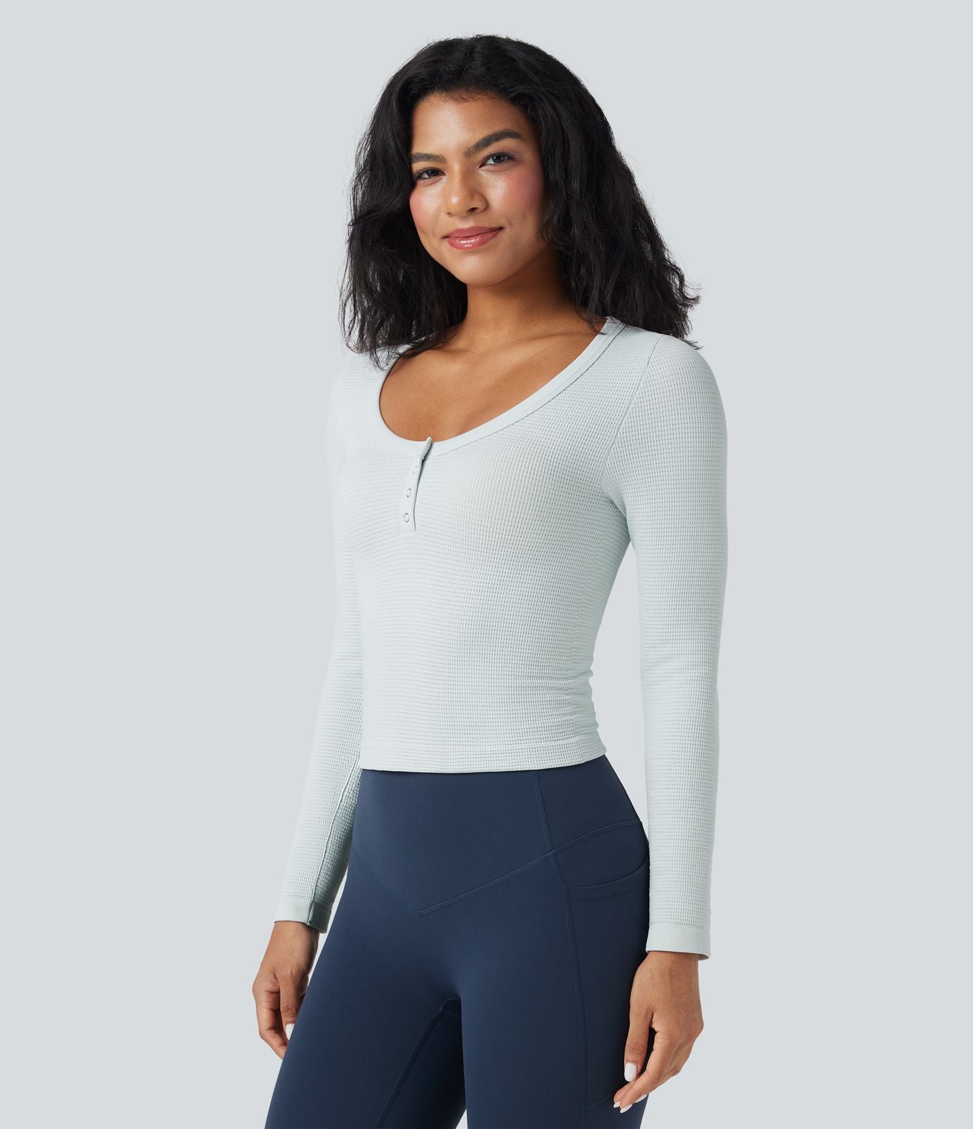 Haut de sport yoga ajusté col Henley en maille gaufrée à manches longues sans couture OneForm Seamless Flow
