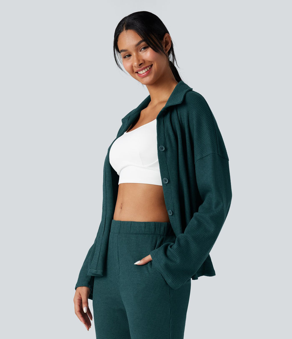 Top détente gaufré col tailleur manches longues boutonnage décontracté