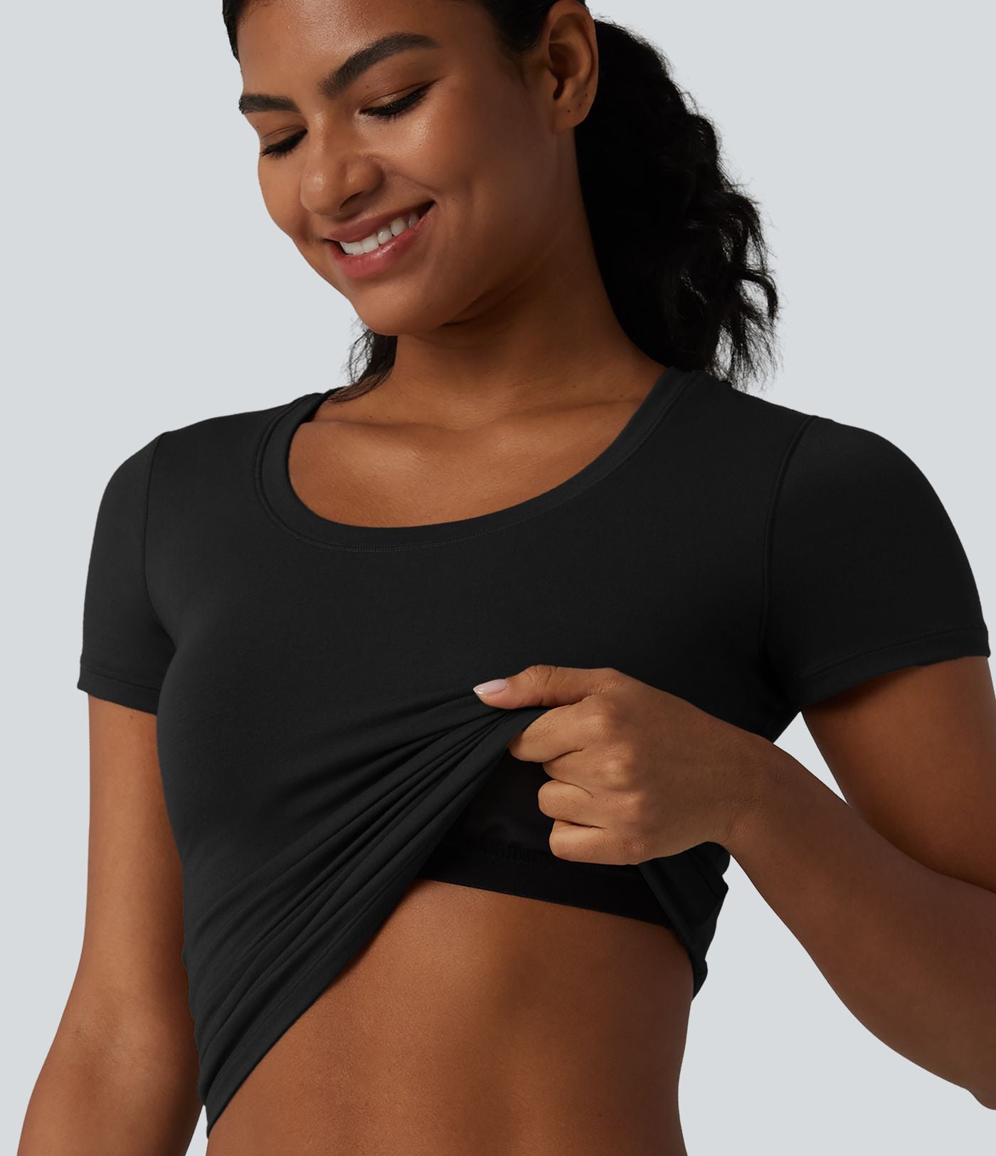 Halara T-shirt en jersey de coton col rond échancré manches courtes avec soutien-gorge intégré bonnets B-DD