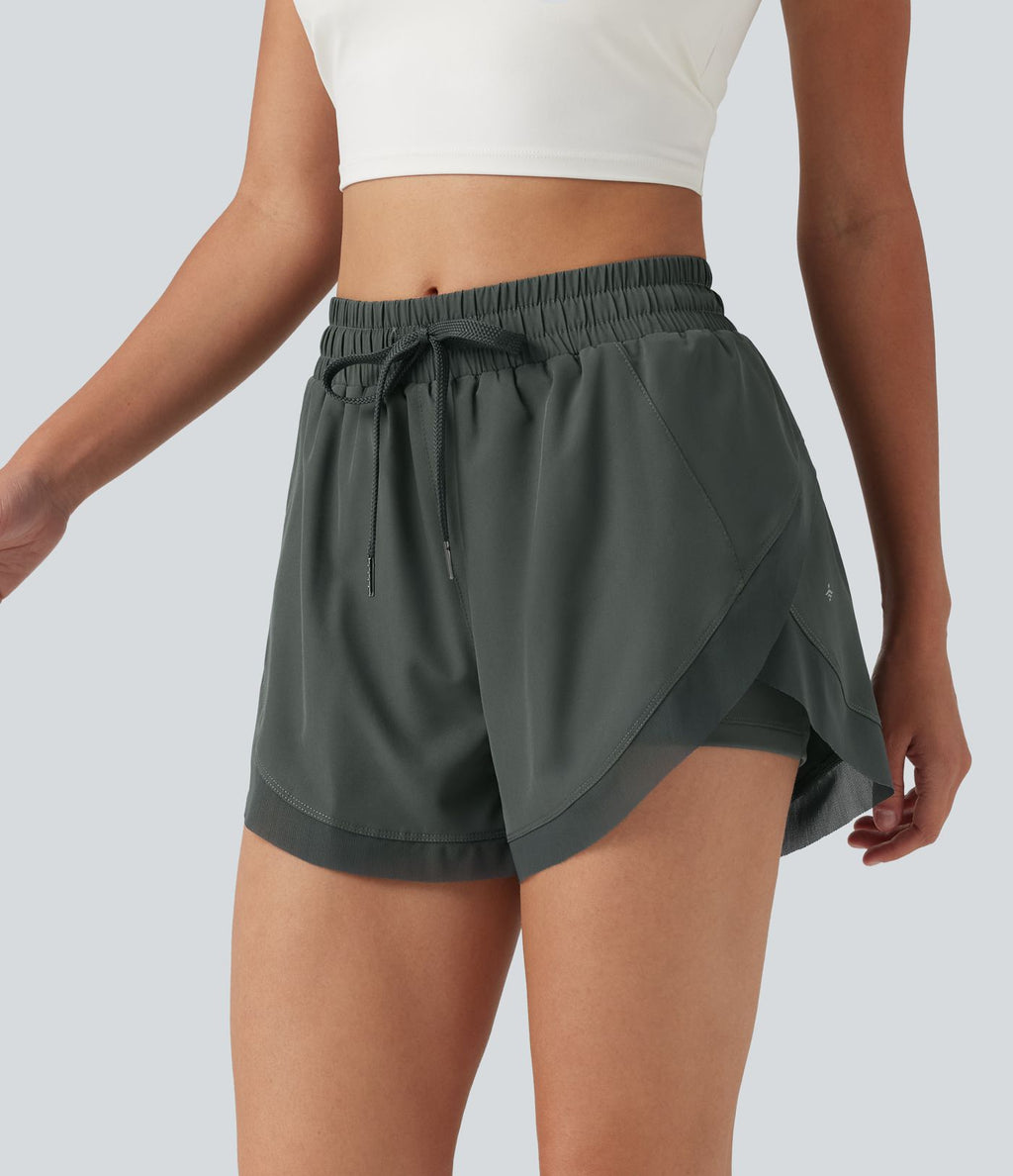 Short de running 2-en-1 taille mi-haute 7,5 cm avec cordon, ourlet incurvé, mesh contrasté et poches
