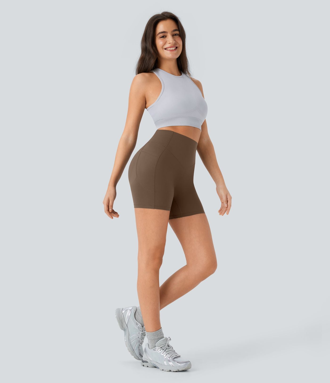 Short cycliste 12,5 cm d'entraînement gainant galbant taille haute avec effet scrunch et poches Halara UltraSculpt™
