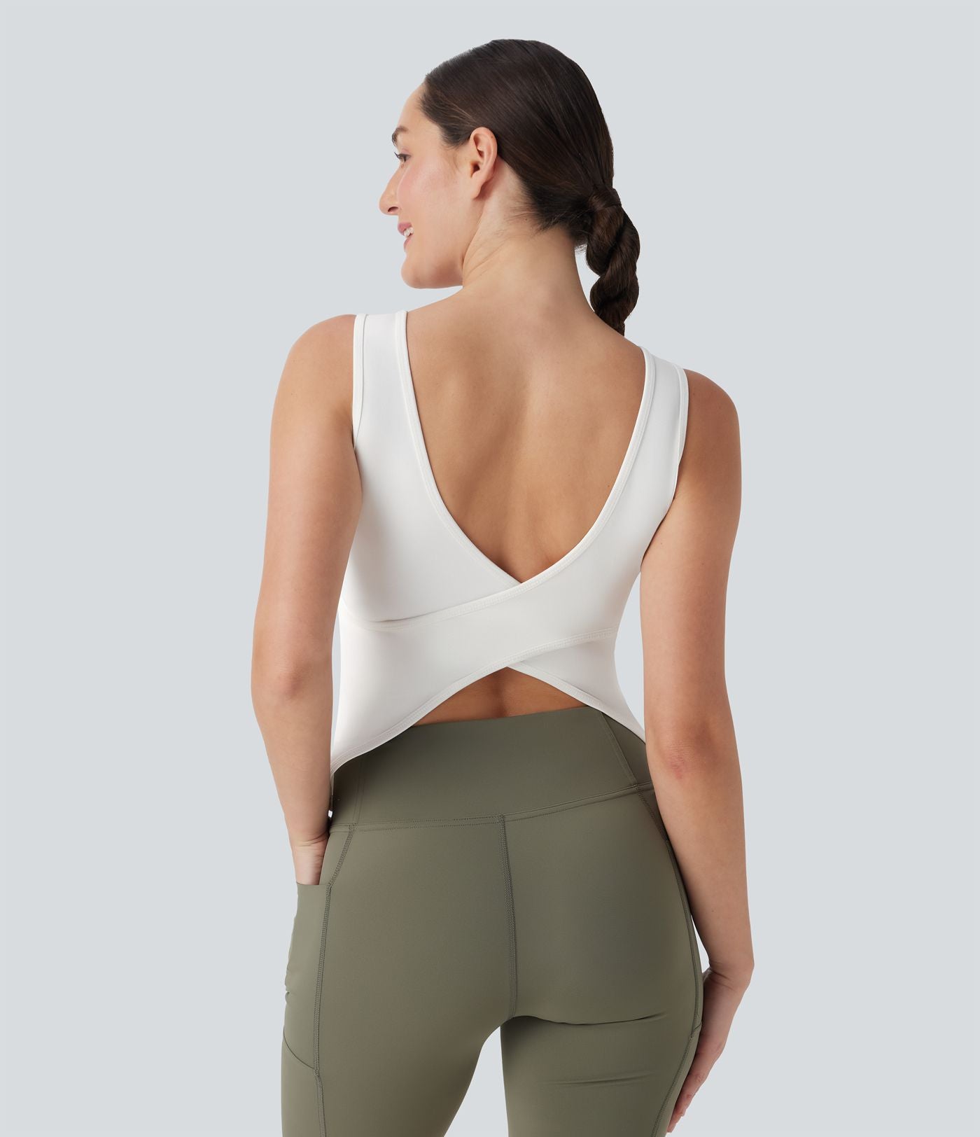 Débardeur yoga col U croisé longueur étendue E-G