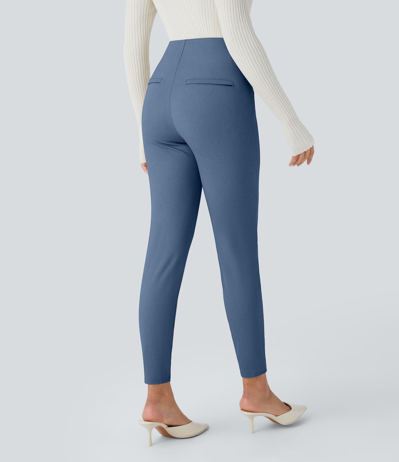Pantalon tailleur skinny gainant taille haute à chevrons avec poches arrière zippées décoratives