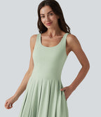Robe midi fluide à bretelles col U avec brassière intégrée et poches