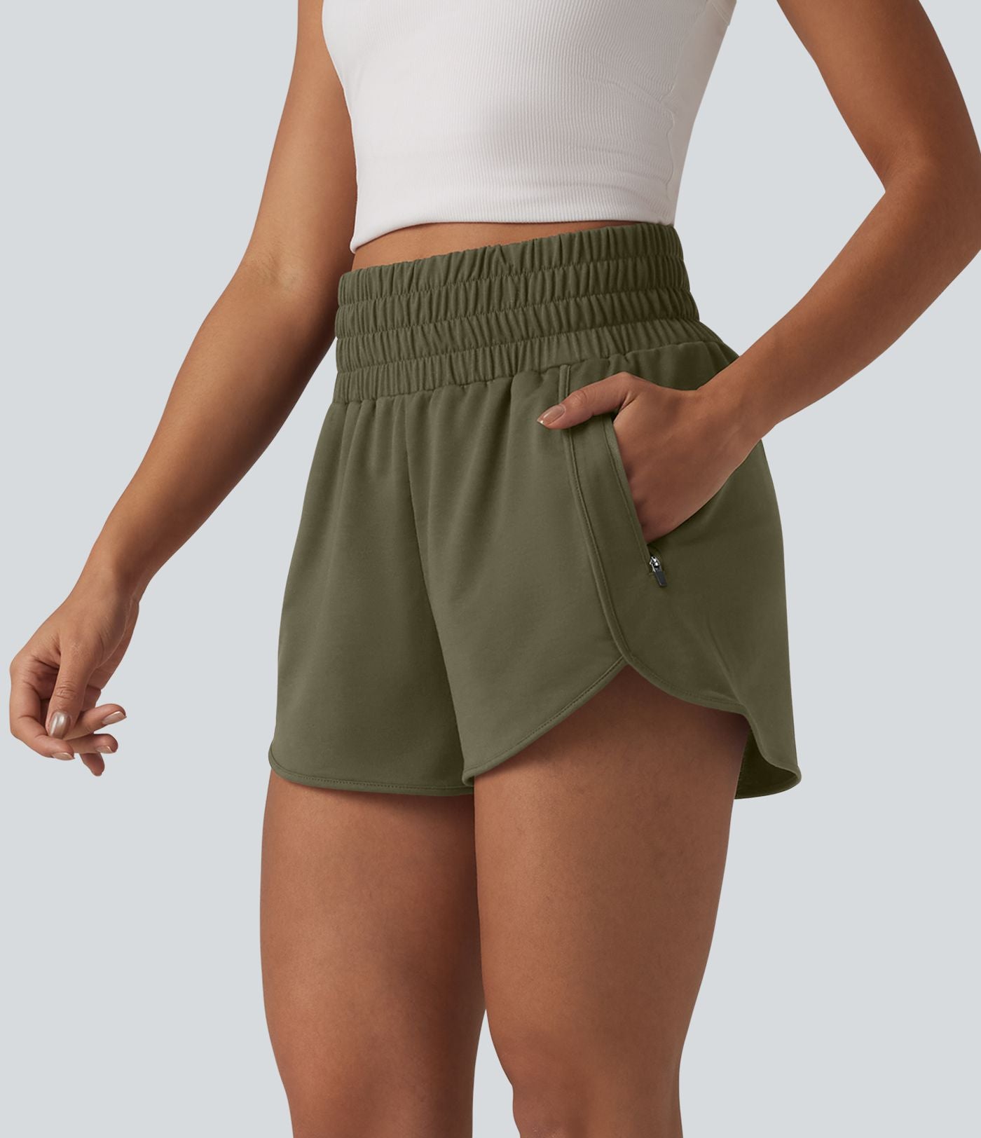 Short sweat décontracté taille haute à ourlet arrondi 7,5 cm avec poches