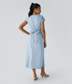 Breezeful™ Robe Mi-Longue Col en V Manches Courtes Poche Latérale Nouée au Dos Séchage Rapide