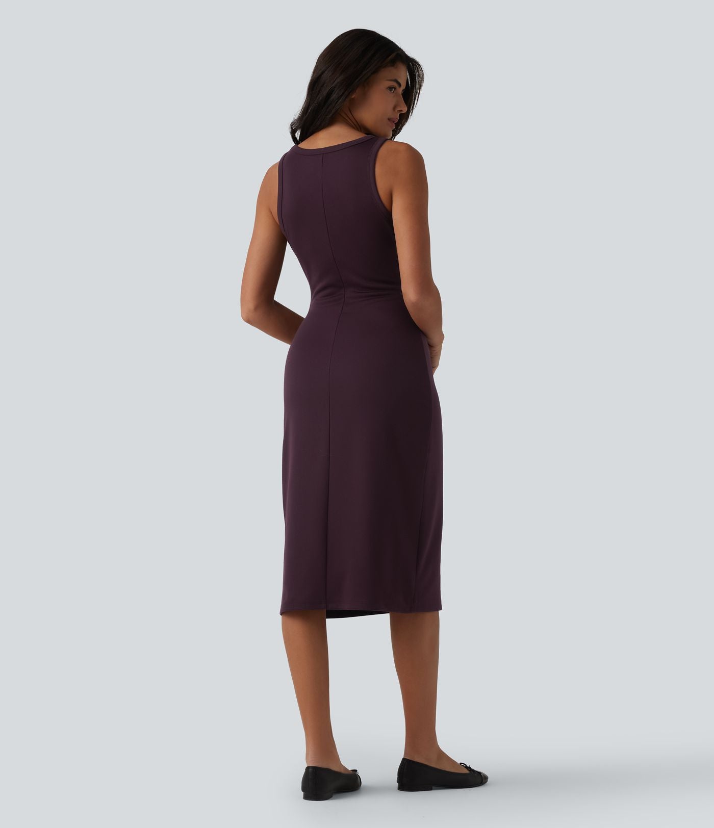 Robe casual mi-longue bodycon froncée col rond sans manches