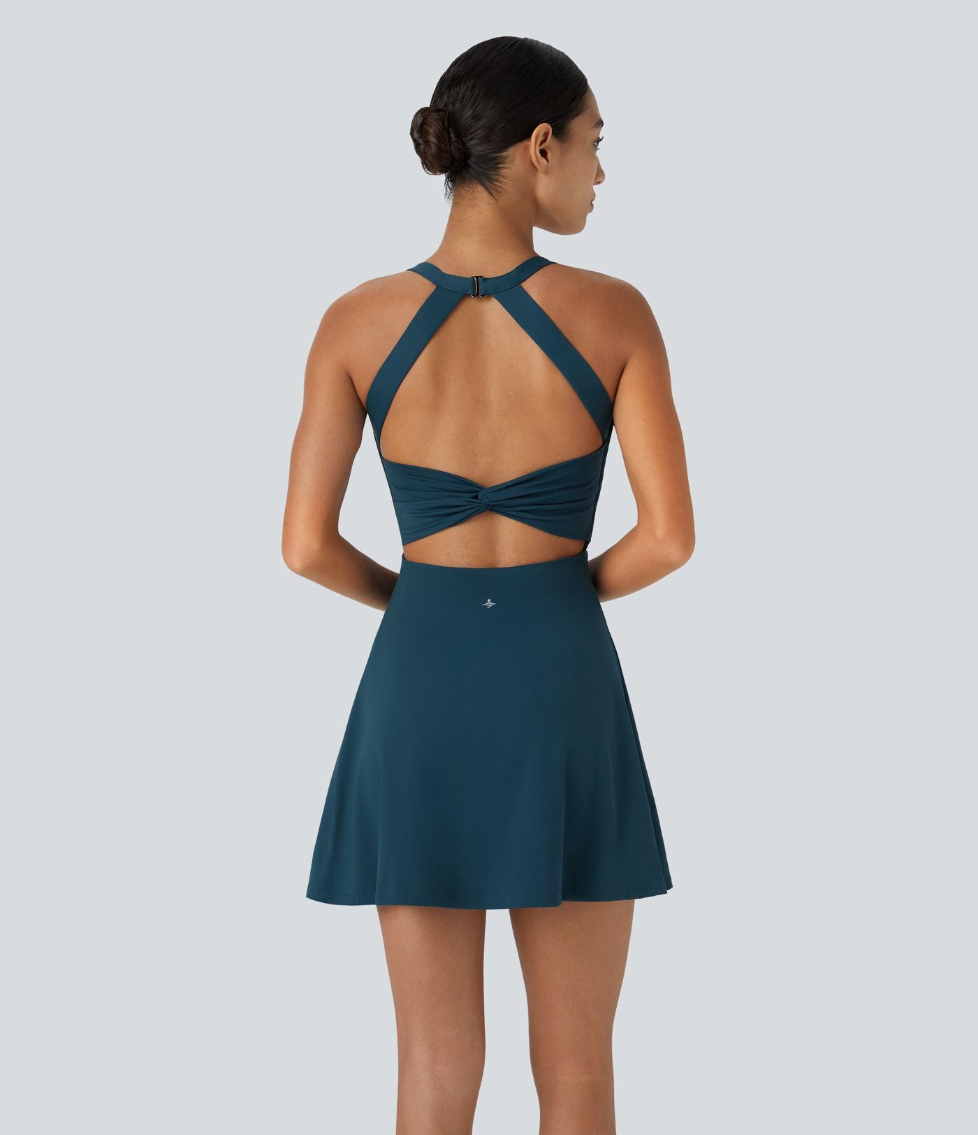 Robe de sport dos nu torsadée A-C
