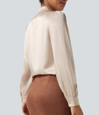 Chemise de travail en satin manches longues nouée devant