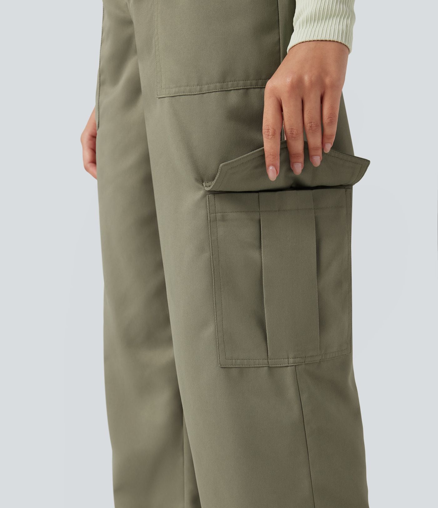 Pantalon coupe droite taille mi-haute avec poches