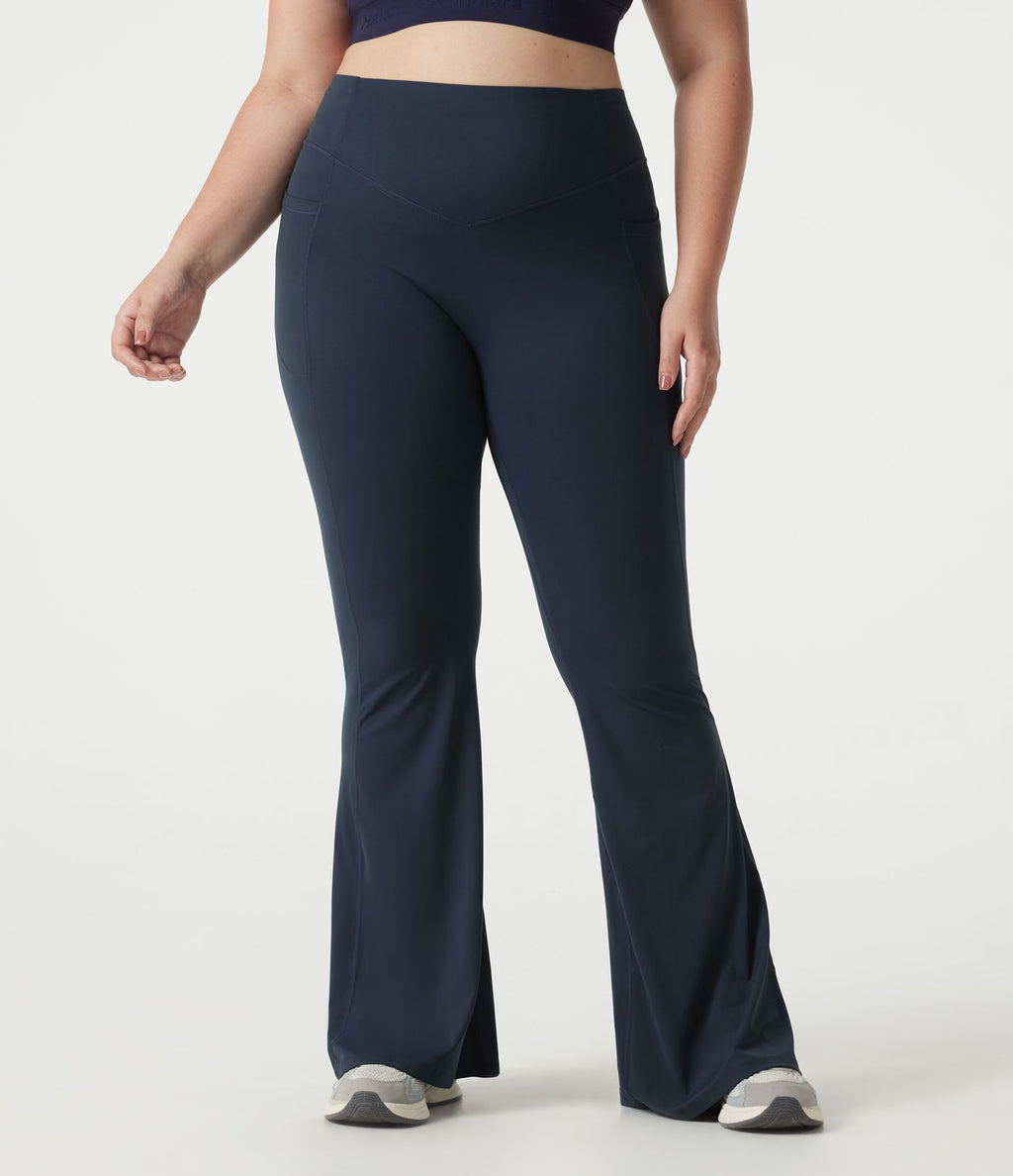 Legging flare évasé gainant grande taille Halara UltraSculpt™ taille haute, effet push-up fessier avec poches