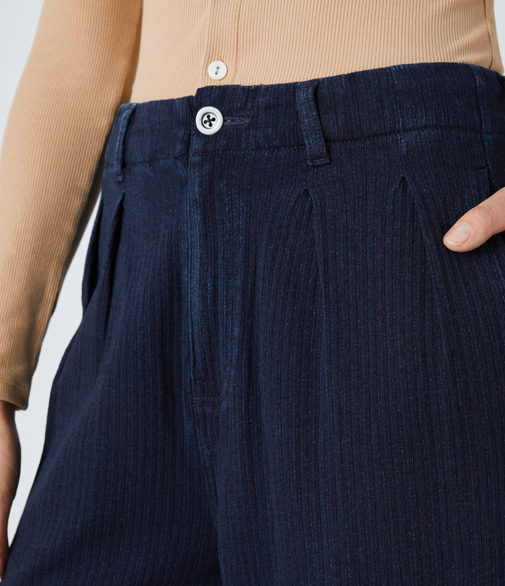 Jean carotte 7/8 casual délavé Halara Flex™ taille mi-haute avec poches