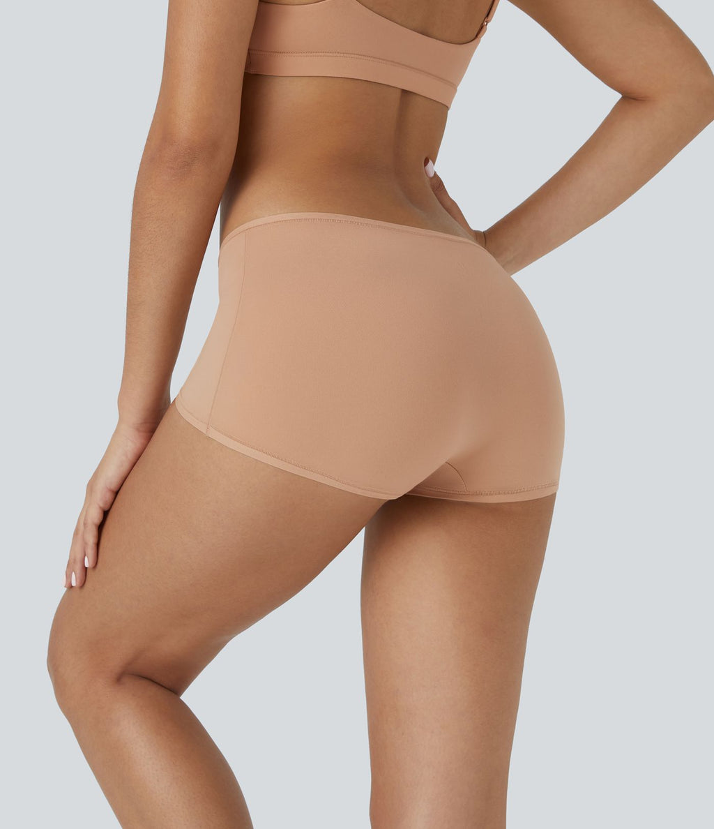 Shorty uni taille basse, très extensible et doux pour la peau