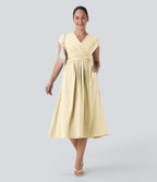 Robe midi Breezeful™ col V manches courtes à liens dans le dos séchage rapide avec poches latérales