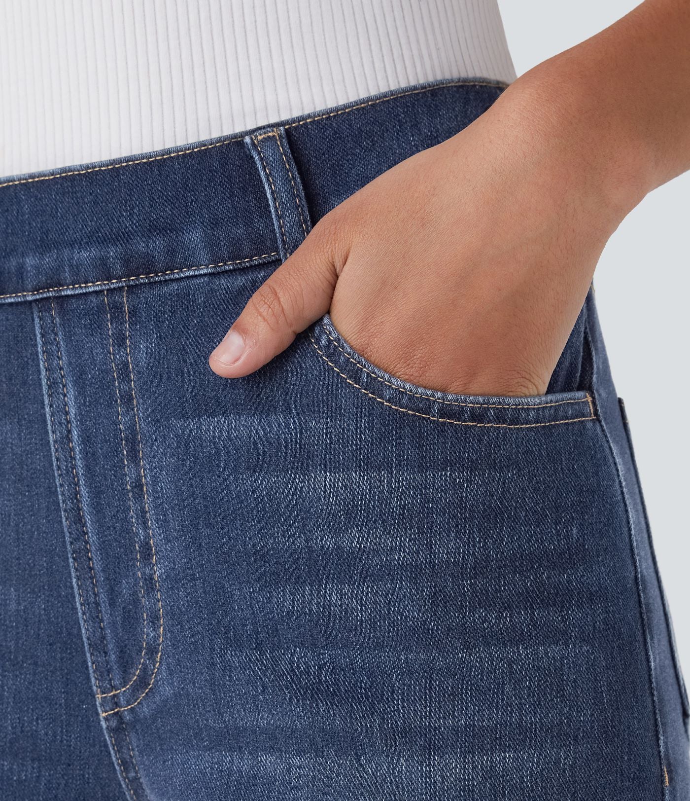 Jean droit Halara Flex™ à taille haute, poches multiples, effet délavé et tissu extensible