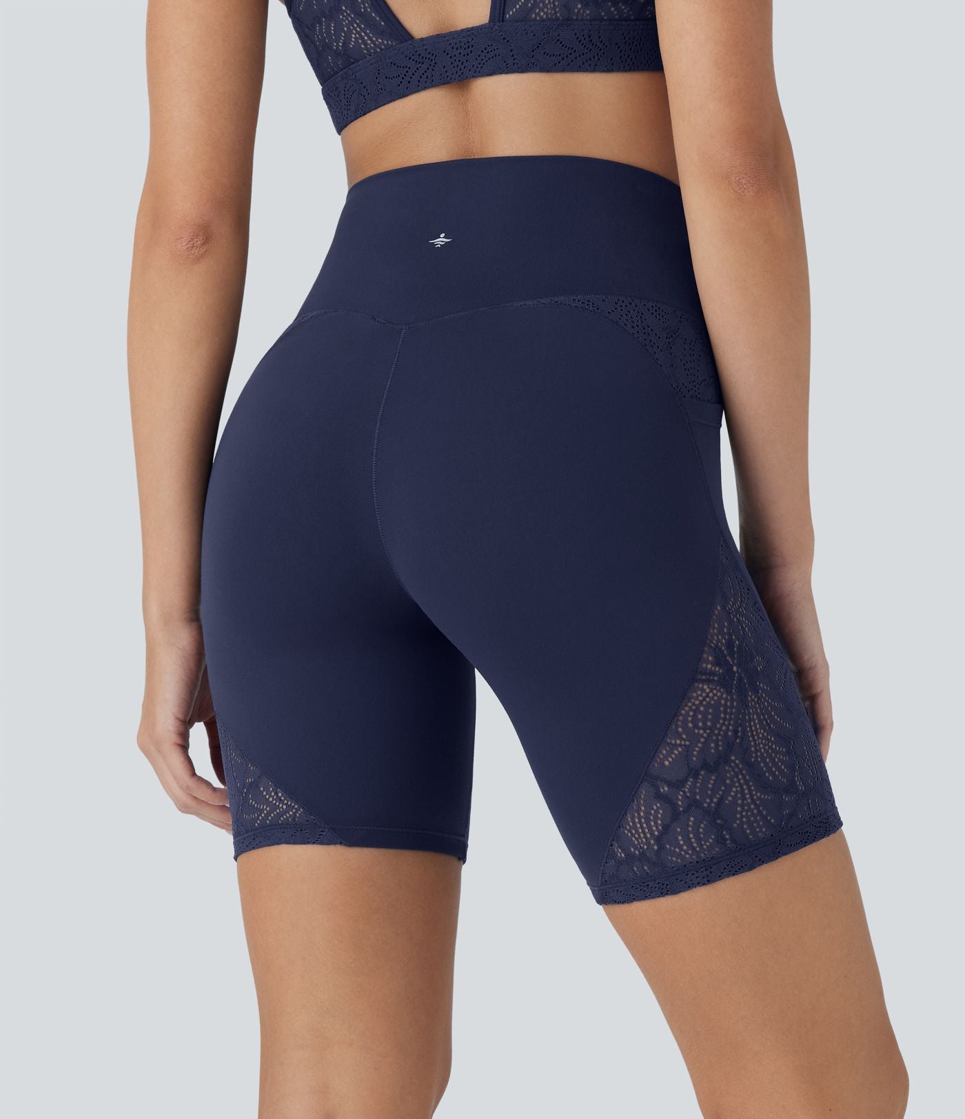 Short cycliste yoga 7'' Softlyzero™ taille haute croisé dentelle contrastante avec poches - UPF50+