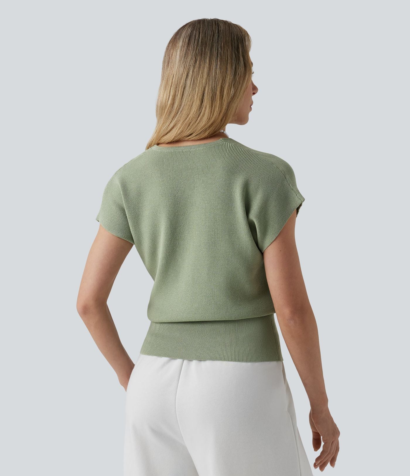 Pull décontracté col V croisé à manches courtes