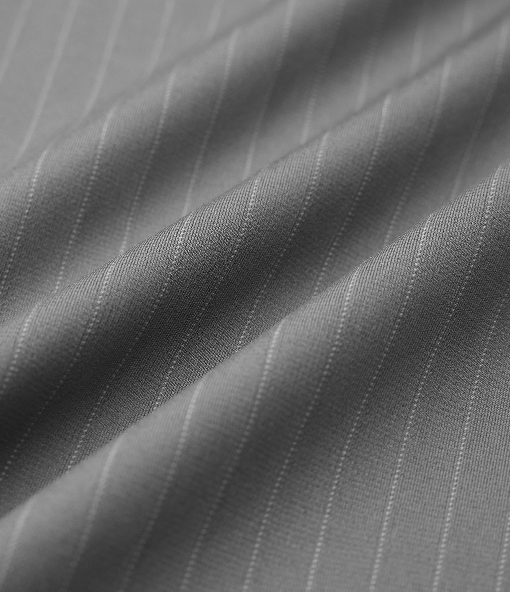 Pantalon tailleur droit taille haute à rayures avec poches