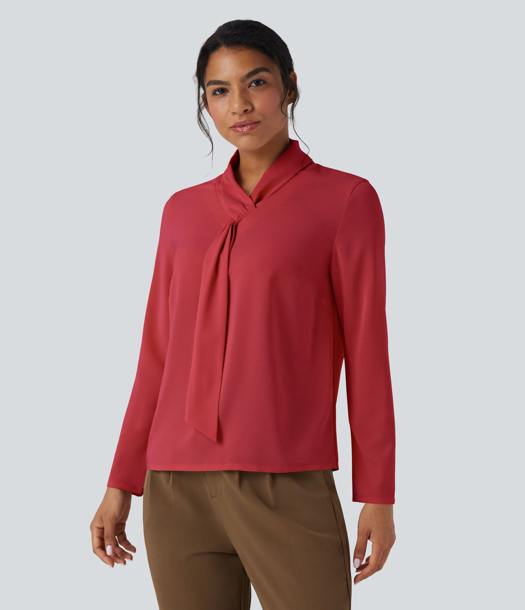 Chemise esprit bureau défroissage facile avec col foulard et manches longues