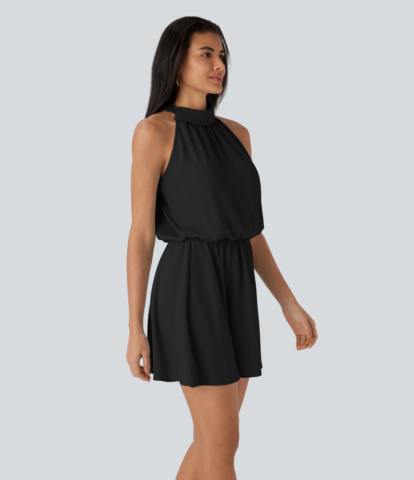 Robe de villégiature mini fluide à col licol et boutonnage