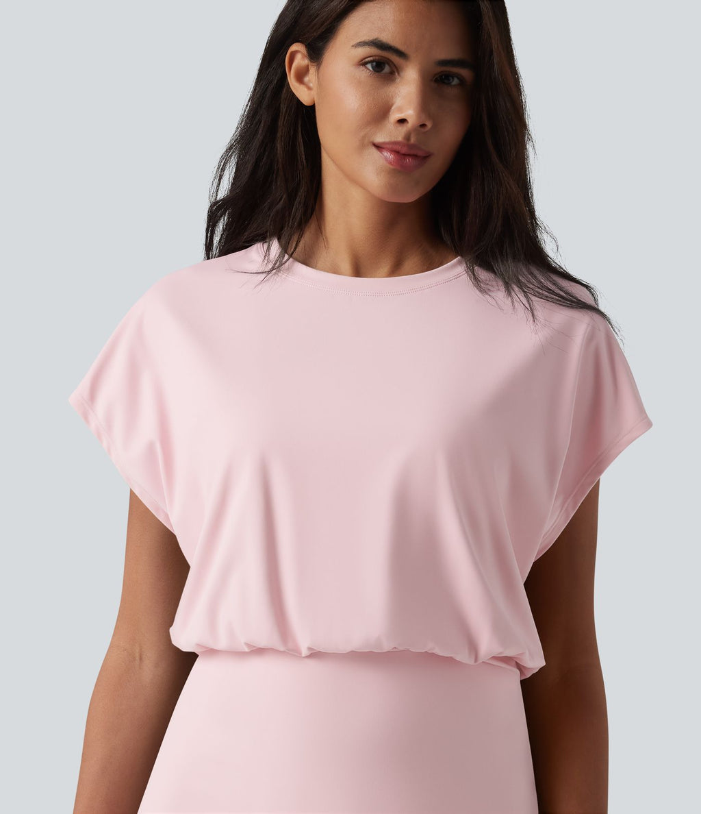 Robe de sport mini de yoga SoftlyZero™ Airy 2-en-1 effet frais InstantCool col rond à manches courtes, demi-zip et poches, accès facile Easy Peasy
