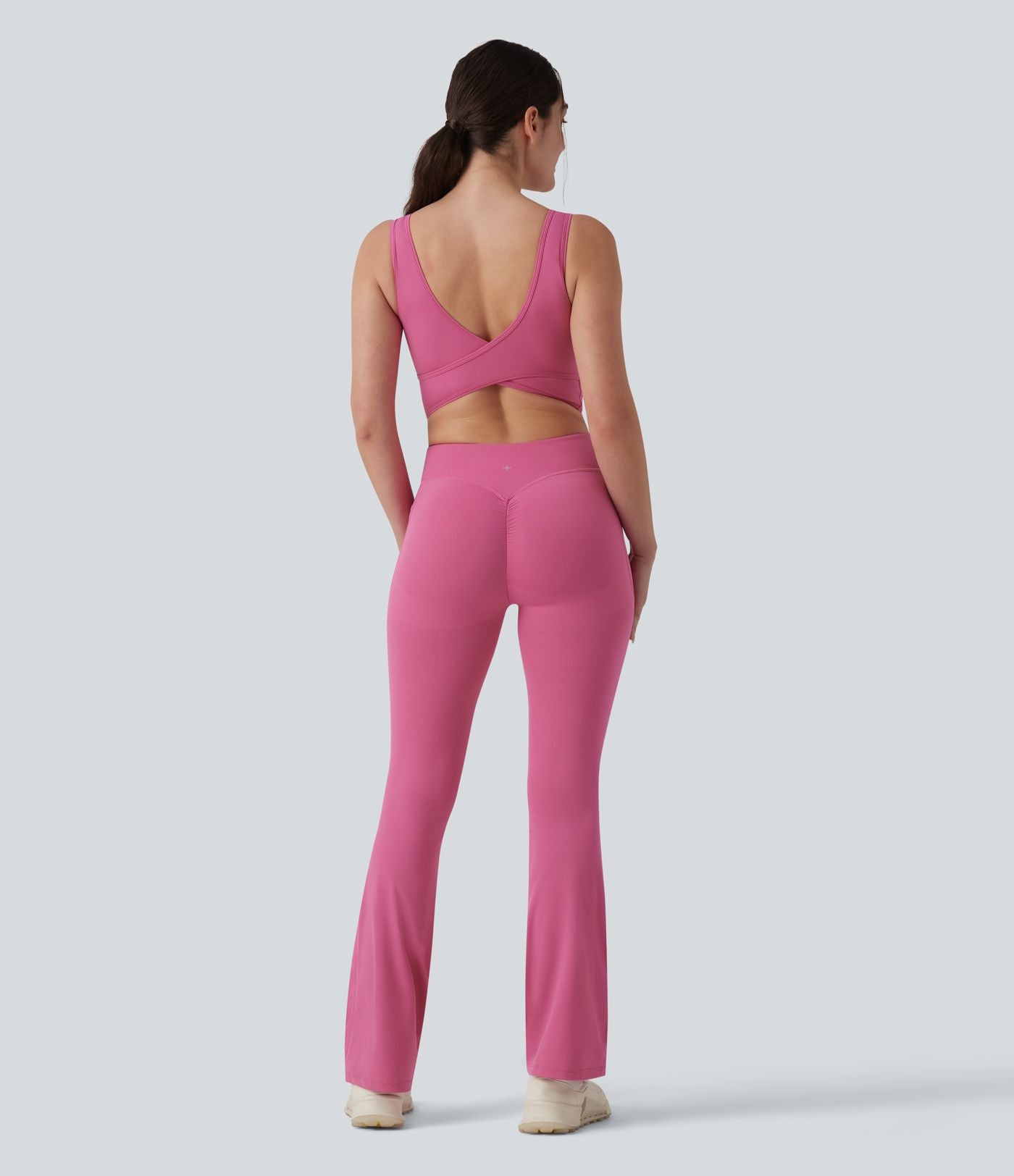 Combinaison d'entraînement Halara UltraSculpt™ évasée dos nu croisé gainante galbante avec fronces et coussinets fixes avec poches - Easy Peasy