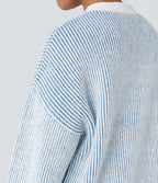 Pull col rond motif rayé bicolore à manches longues
