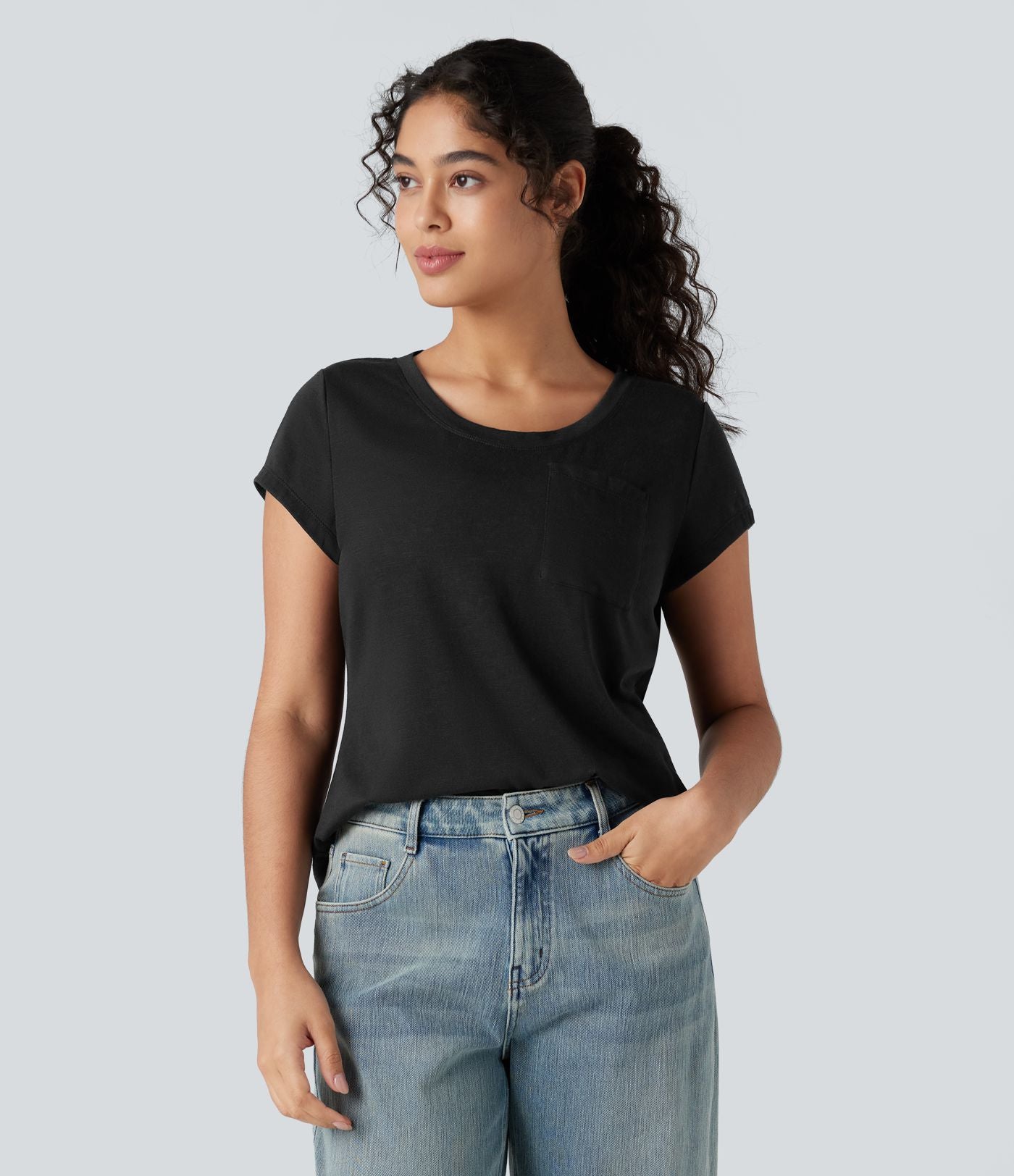 Top col rond manches courtes avec poche