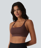 Brassière de sport à encolure carrée en maille côtelée avec soutien-gorge intégré — UPF40+