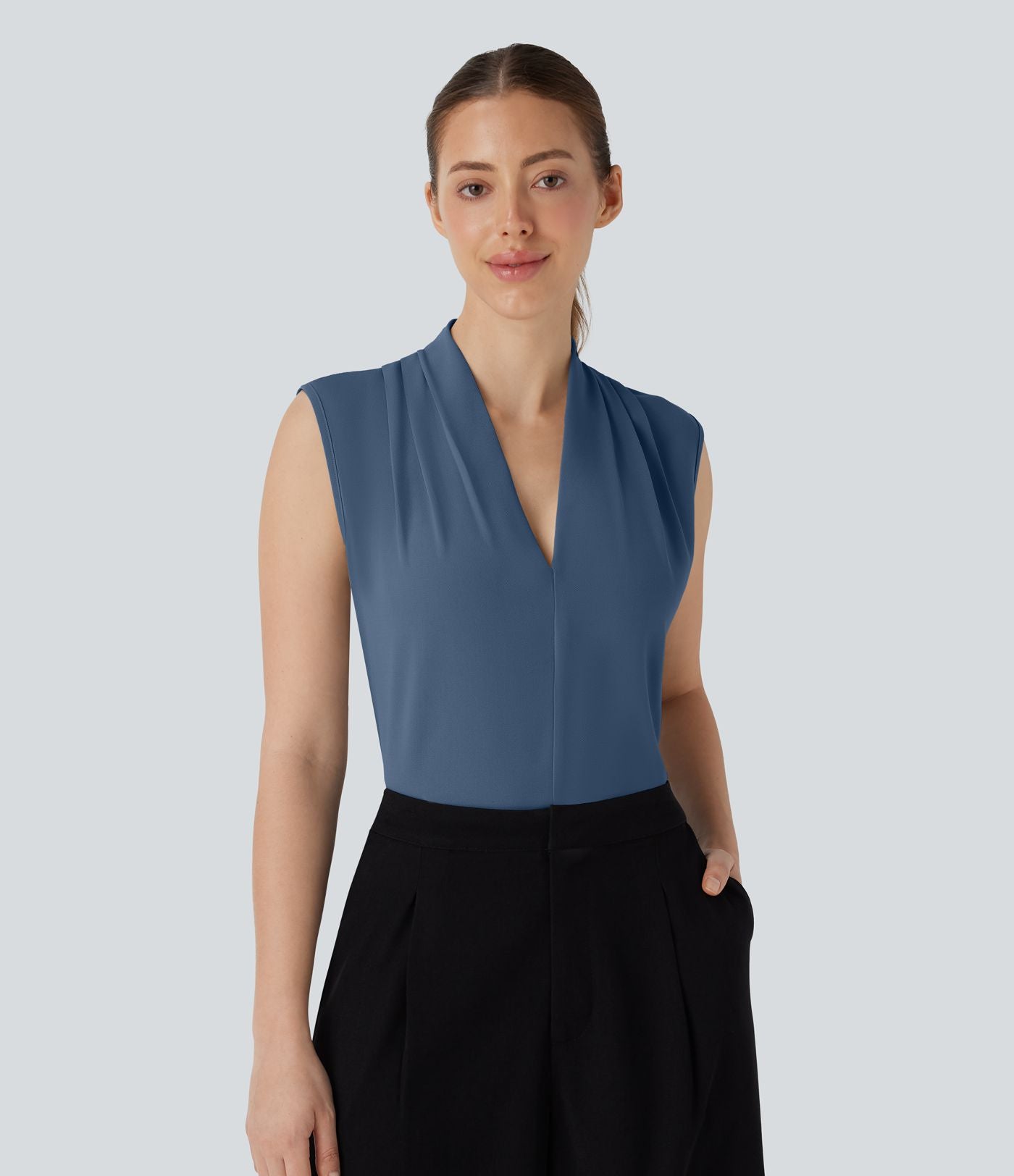 Blouse sans manches col V pour le bureau