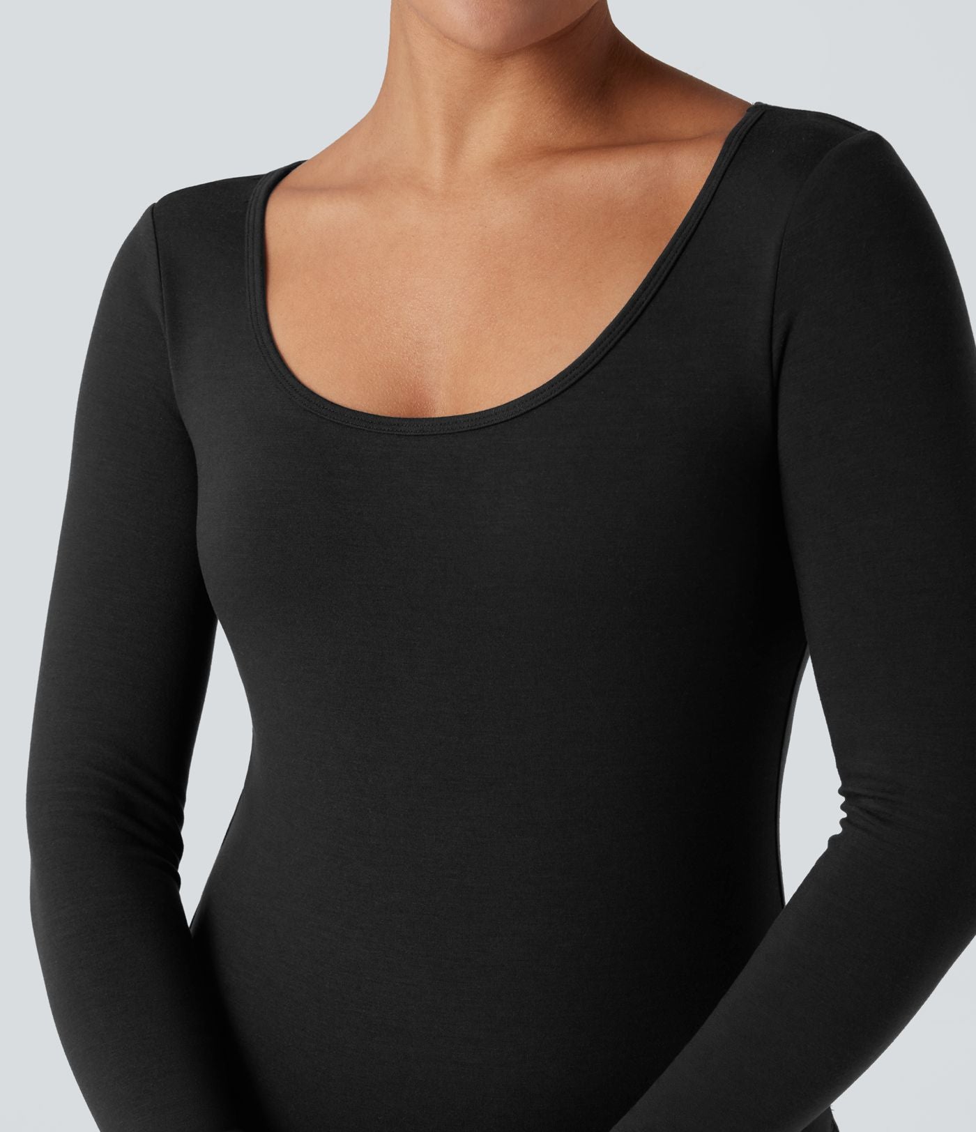 Haut chauffant décolleté rond à manches longues avec brassière intégrée Halara HeatCore