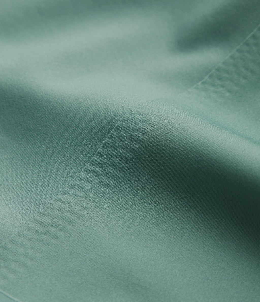 T-shirt casual col rond échancré à manches courtes avec brassière intégrée — Bonnets B-E