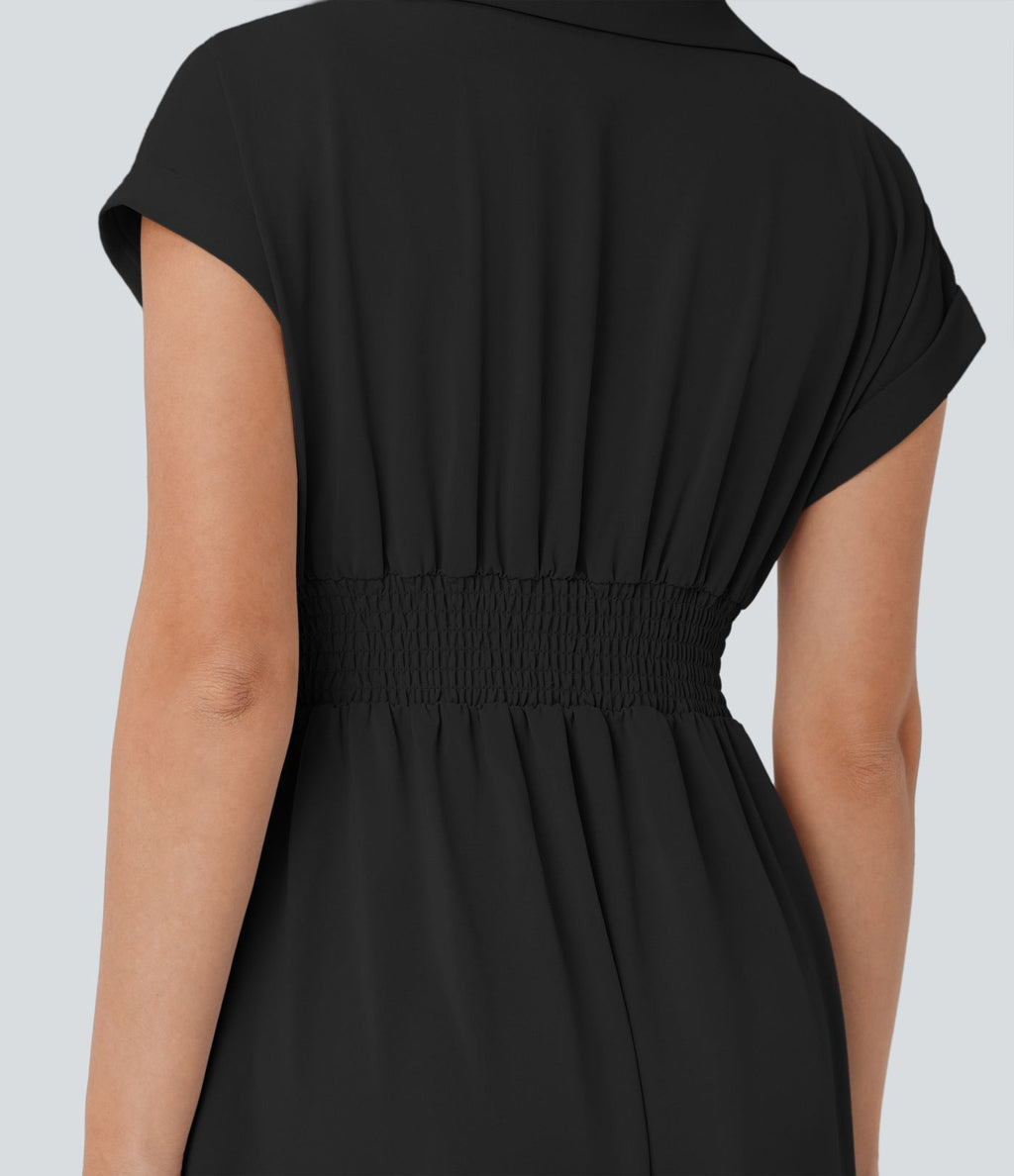 Robe mi-longue décontractée à col chemise, décolleté en V, manches courtes, drapé et poches latérales avec boutonnage