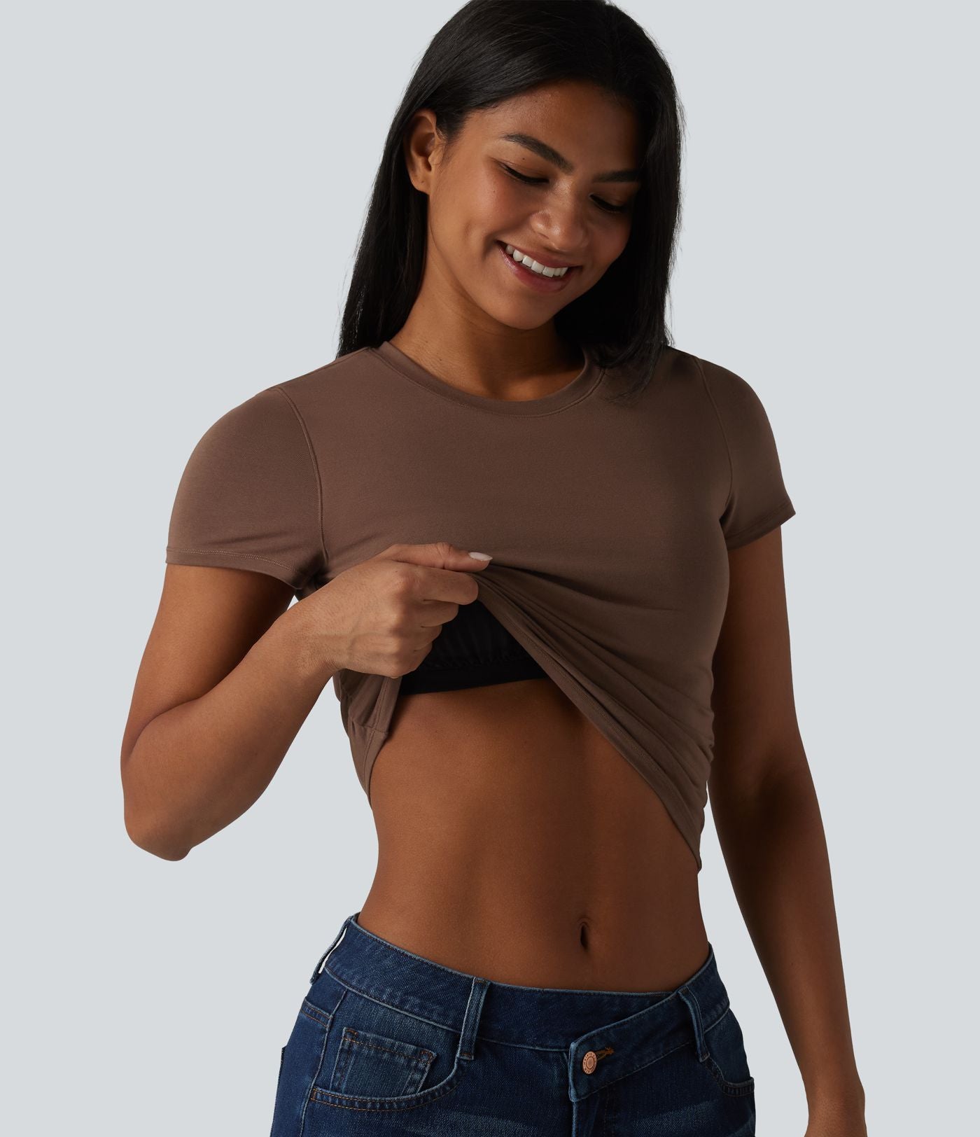 T-shirt casual Halara en jersey de coton col rond à manches courtes froncé avec brassière intégrée
