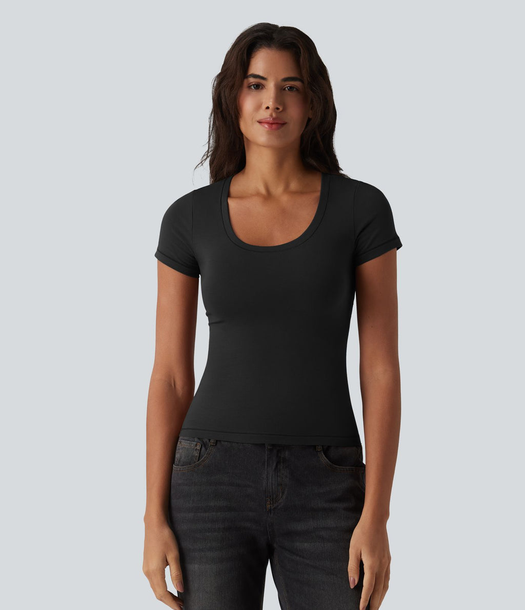 T-shirt Halara décontracté en jersey de coton à manches courtes col dégagé