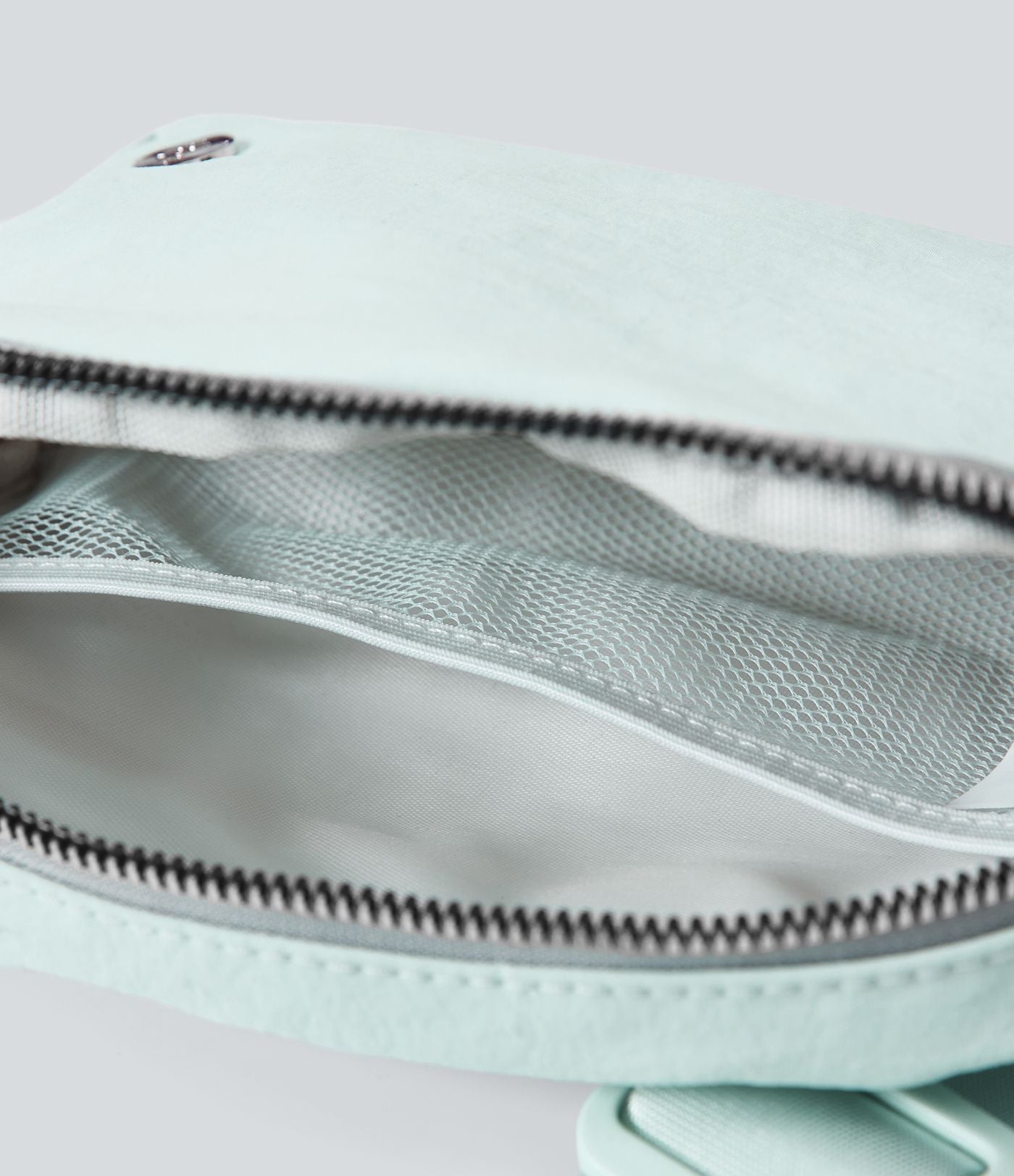 Sac banane avec logo Halara - Couleur surprise