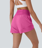 Breezeful™ Short yoga taille haute avec poche arrière ourlet croisé séchage rapide